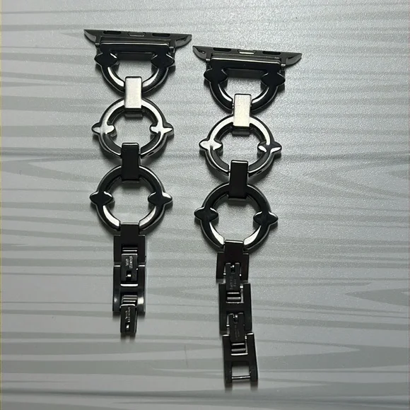 Victoria Emerson Silver Apple Watch Band - Picture 4 of 5